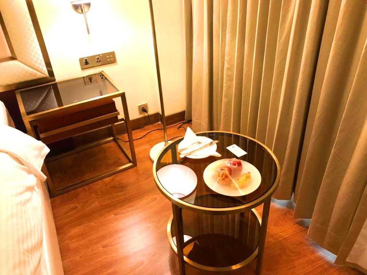 Kay-Em Spectra Hotel Τσενάι Εξωτερικό φωτογραφία